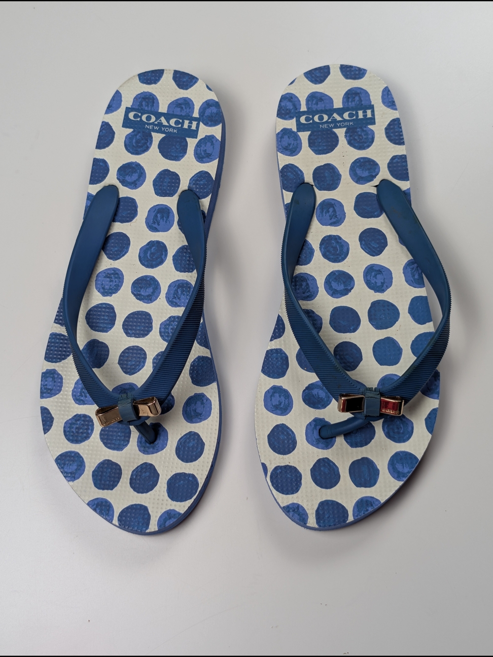 Coach Blue White Polka Dot Bow Flip Flops Sandals Size 7-8 Preppy Summer Resort